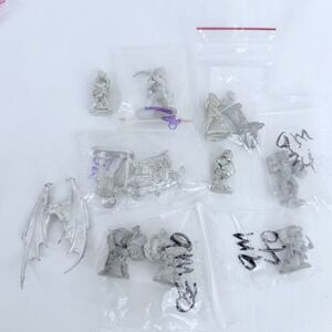 Grenadier D&D Dungeons & Dragons Miniature Figure Lot
